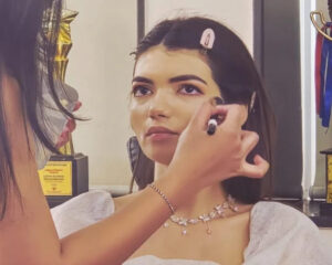 Lakme-Academy-Bandra-Powered-by-Aptech-2-1