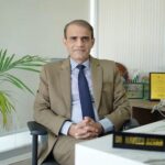 Dr.-Naveed-Azhar-Plastic-Cosmetic-Surgeon-in-Islamabad.jpg