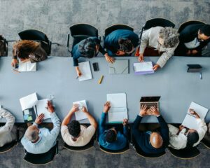 fundline-imag-Long-table-boardroom