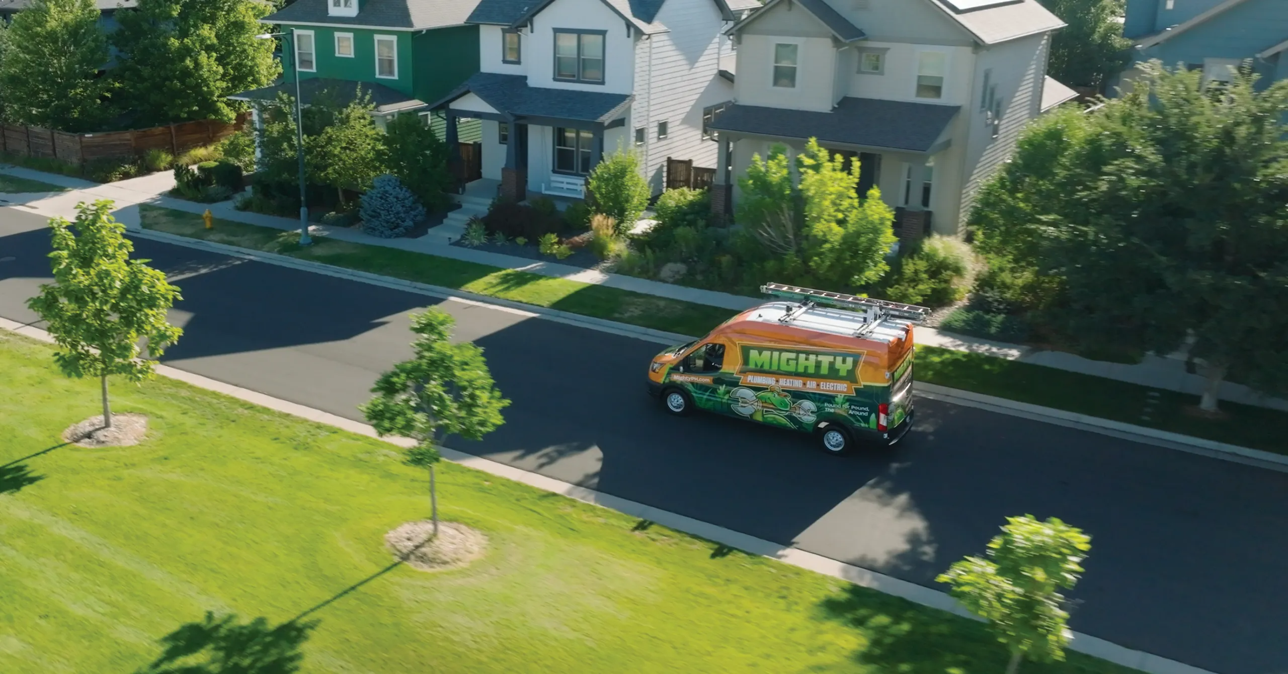 imgi_47_mighty-background-hero-van-scaled-1