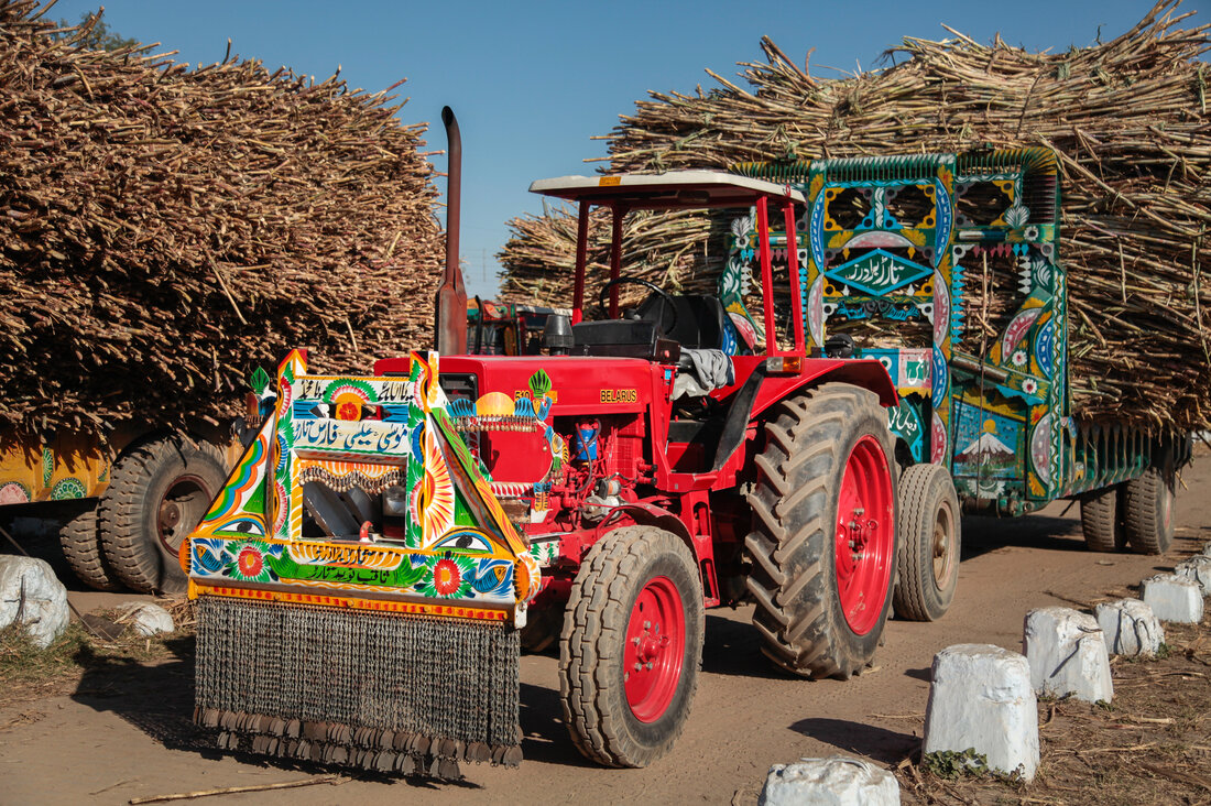 purana-tractor
