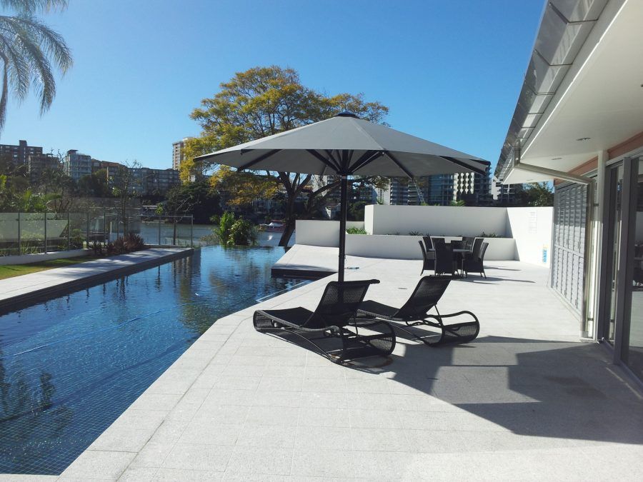 ce-umbrella-16-900×675-1