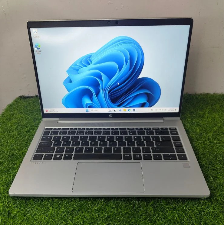 Hp-ProBook-440-G8-i5-11th-Gen-Refurbished-Laptop-Front-View