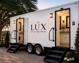 Lus-restroom-Cover