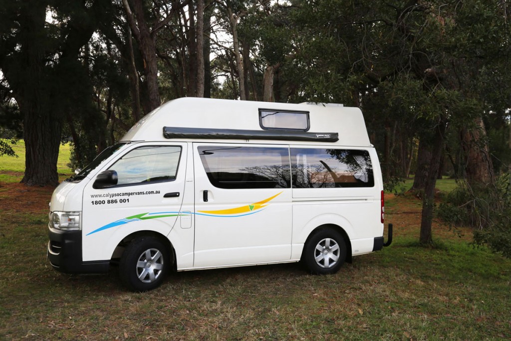calypso-campervans-the-riverina-exterior-one-1024×683-1