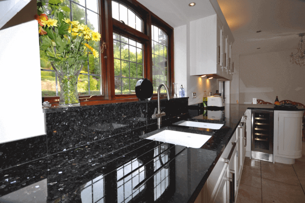 quartz-kitchen-work-surfaces
