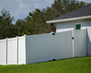 gallery-vinyl-privacy-white-tulsa