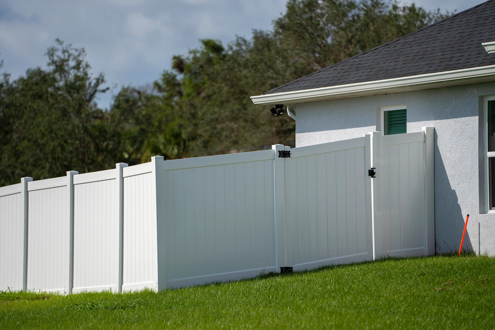 gallery-vinyl-privacy-white-tulsa